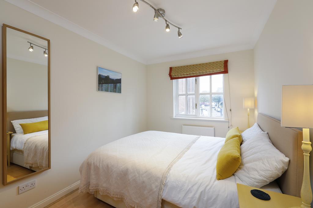 Beautiful Flat With Terrace Apartman London Kültér fotó