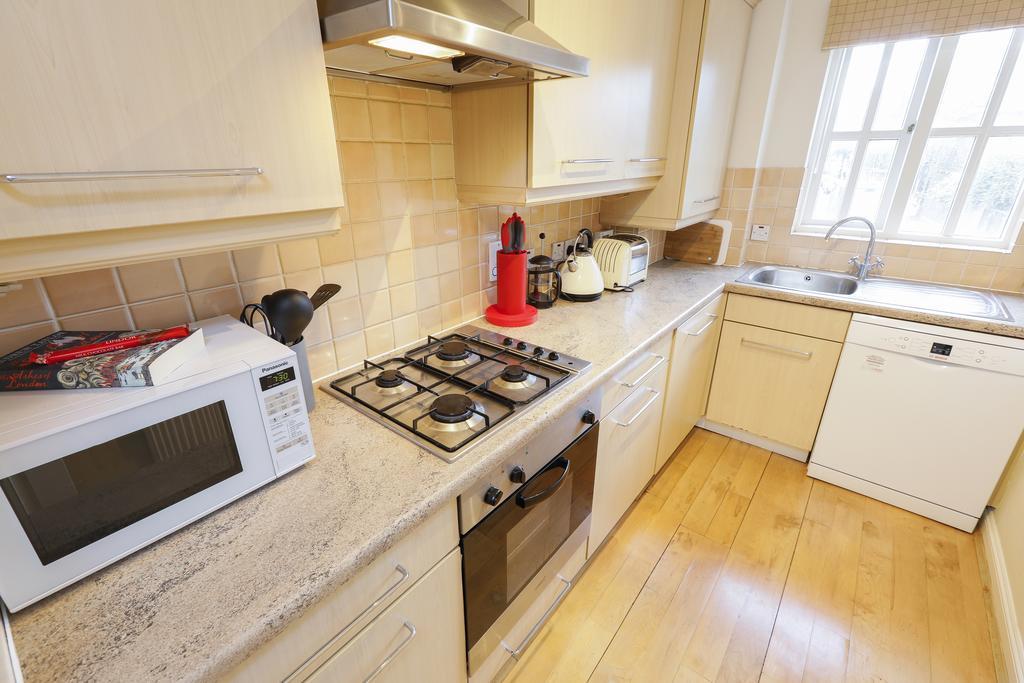 Beautiful Flat With Terrace Apartman London Kültér fotó